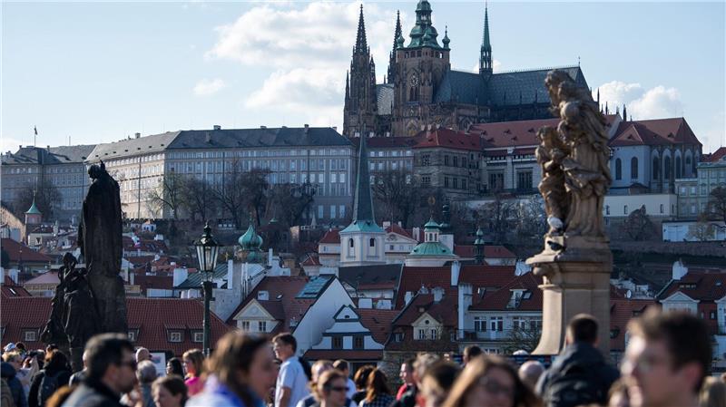 Die tschechische Hauptstadt Prag ist bei deutschen Touristen beliebt.