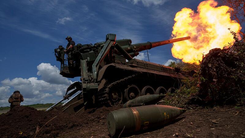 Die ukrainischen Streitkräfte kämpfen in der Region Donbass gegen den Vormarsch der russischen Truppen. (Archivbild)