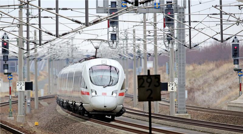 Bahnstrecke Hamburg-Hannover soll erst 2029 saniert werden Die wichtige Nord-Süd-Achse Hannover-Hamburg soll 2029 generalsaniert werden.