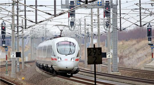Die wichtige Nord-Süd-Achse Hannover-Hamburg soll 2029 generalsaniert werden.