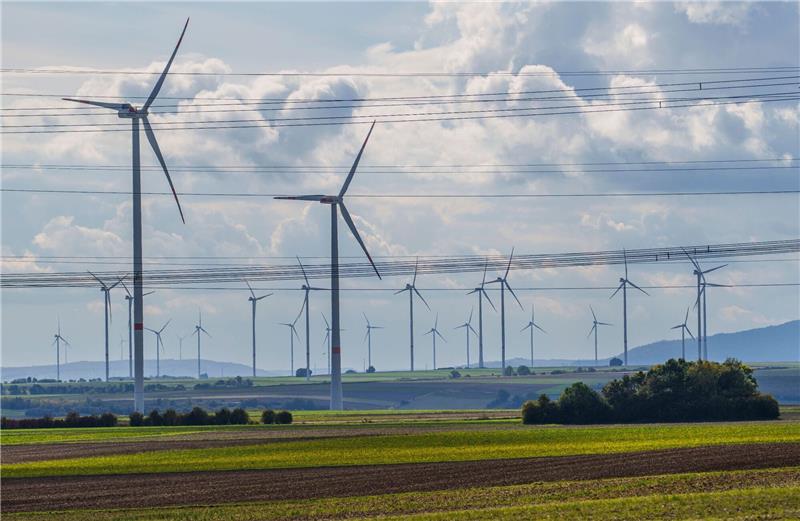 Rückversicherer: 270 Billionen Dollar für Klimaziele nötig Dier Investitionen in klimafreundliche Technologien müssen laut einer Untersuchung erhöht werden.