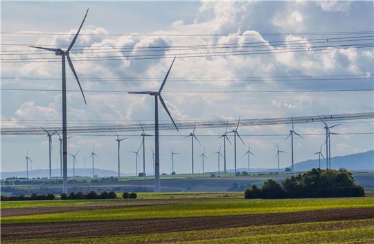 Dier Investitionen in klimafreundliche Technologien müssen laut einer Untersuchung erhöht werden.