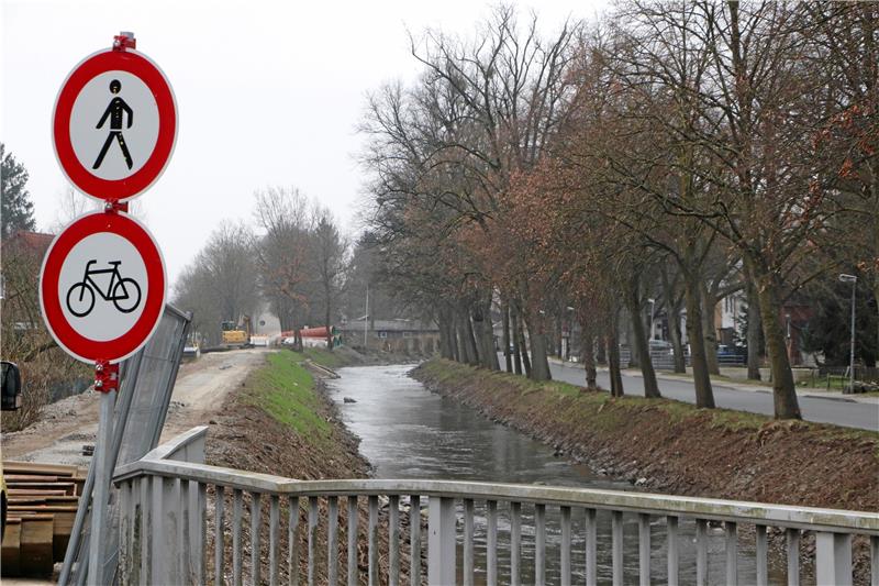 Beginn der Schonzeit unterbricht Nette-Aufweitung in Rhüden Dieser Bereich der Nette ist bereits aufgeweitet. Dort steht der Wegebau an. Foto: Gereke