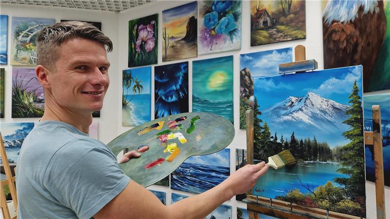 Dieses Bild nach der Bob-Ross-Technik hat der Künstler Axel Laslo in weniger als elf Minuten gemalt. 