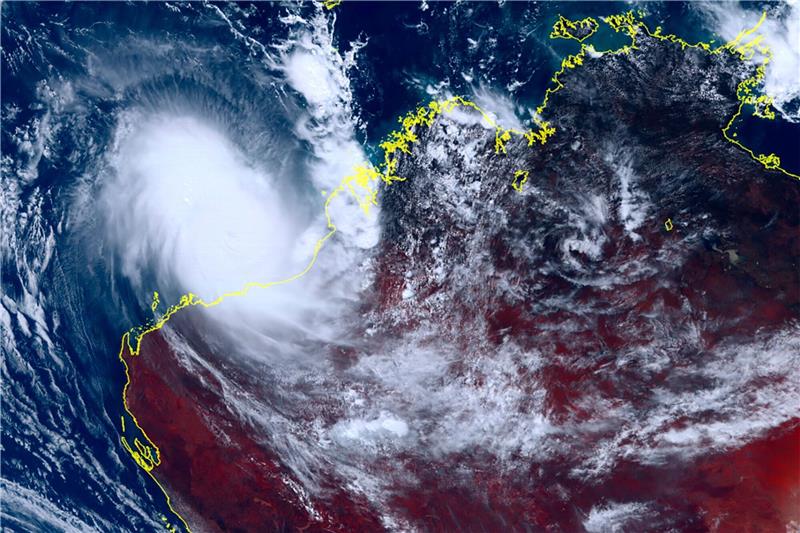 Zyklon „Ilsa” stellt Sturmrekord in Australien auf Dieses vom japanischen Wettersatelliten Himawari-8 aufgenommene und vom Nationalen Institut für Informations- und Kommunikationstechnologie zur Verfügung gestellte Satellitenbild zeigt den Zyklon Ilsa, der sich der australischen Westküste nähert.