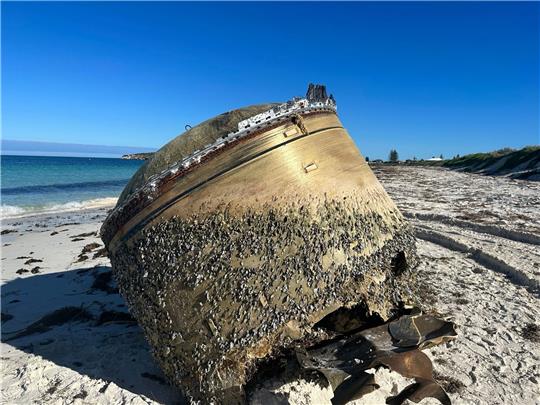Dieses zylindrische Gerät wurde am Strand von Green Head etwa 250 Kilometer nördlich von Perth angespült.
