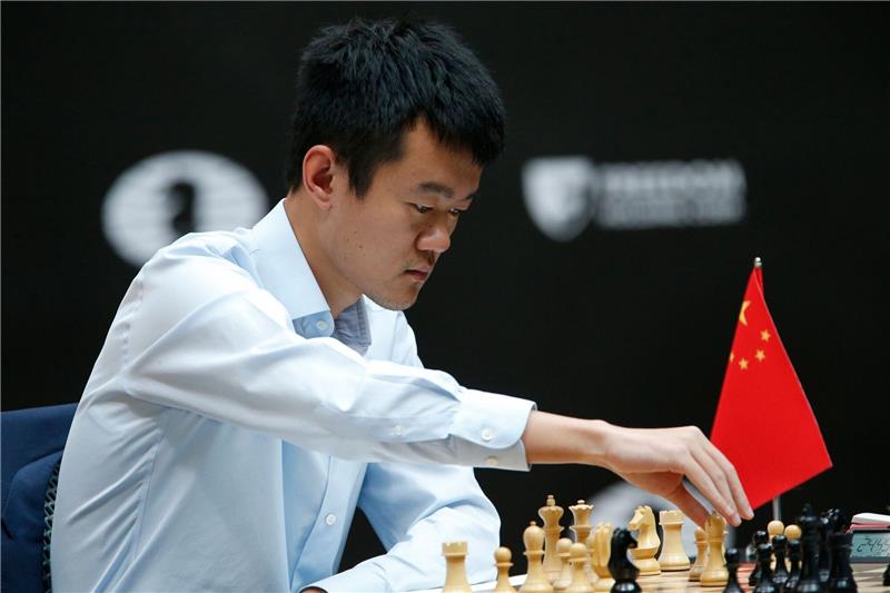 Chinese Ding Schach-Weltmeister - Sieg über Nepomnjaschtschi Ding Liren holte sich im Tiebreak den WM-Titel.