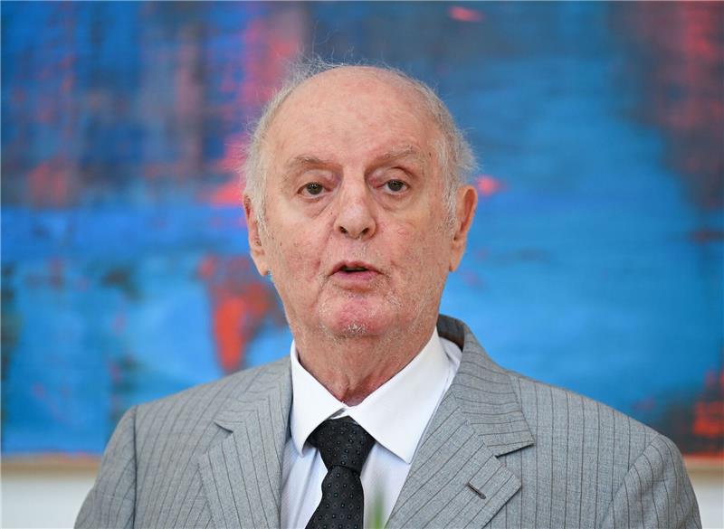 Barenboim mit Berliner Philharmonikern in Georgien Dirigent Daniel Barenboim gastiert mit den Berliner Philharmonikern in Georgien.