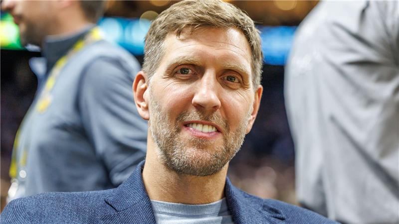 Dirk Nowitzki wäre gerne Teil der deutschen Weltmeister-Mannschaft gewesen. (Archivfoto)