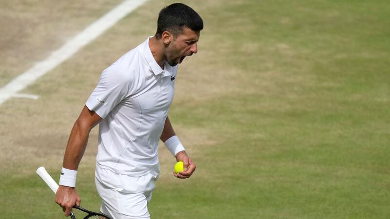 Pokal von Prinzessin Kate - Alcaraz triumphiert in Wimbledon Djokovic musste sich dem jungen Spanier in drei Sätzen geschlagen geben.