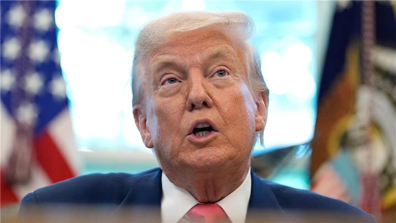 Trump: Europäer könnten bei zweitem Putin-Treffen dabeisein Donald Trump könnte auch europäische Staats- und Regierungschefs zu einem zweiten Treffen mit Wladimir Putin dazuholen.