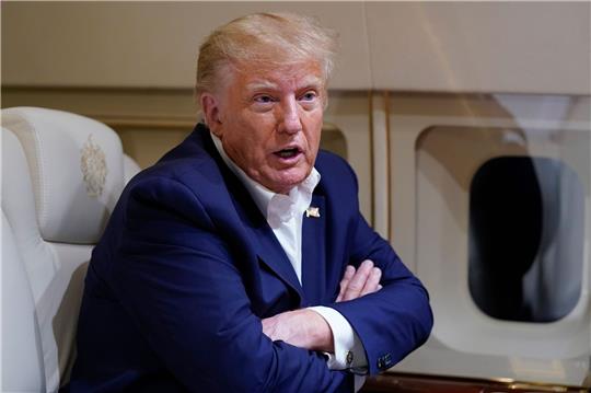 Donald Trump muss sich als erster Ex-Präsident in der Geschichte der USA in einem Strafverfahren verantworten.