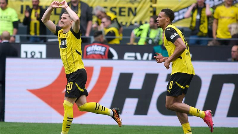 Dortmunds Marcel Sabitzer jubelt über seinen ersten Saisontreffer. 