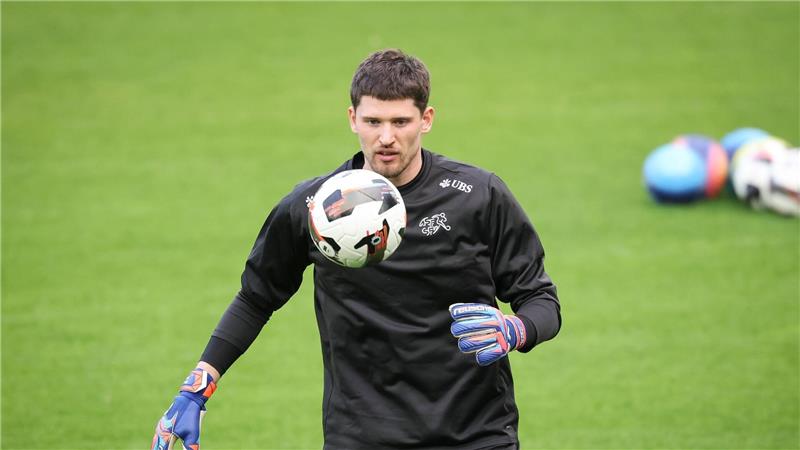 Nagelsmann braucht „Erfolgserlebnisse“ für gutes WM-Gefühl Dortmunds Torwart Gregor Kobel beim Abschlusstraining der Schweizer.