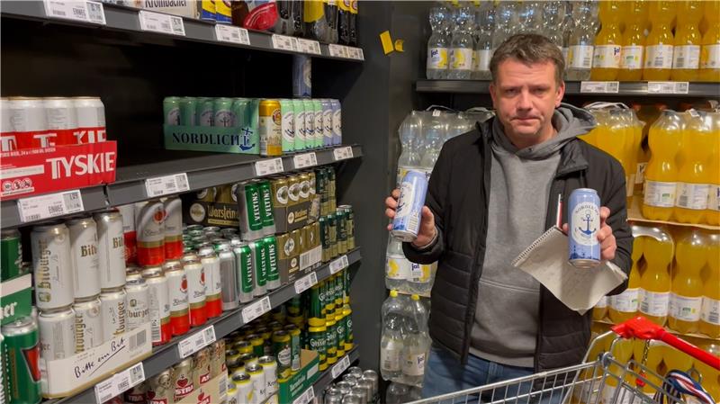 Dosen- oder Flaschenbier, diese Frage stellen sich viele Kunden. Foto: Kleine