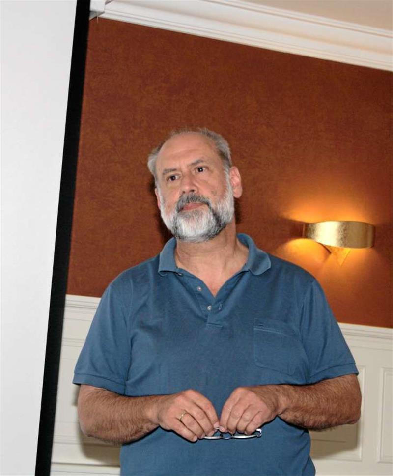 Dr. Friedhart Knolle
