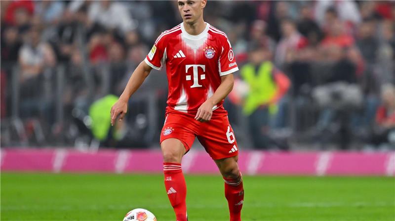 Kompanys Bayern-Fixpunkt: Kimmichs 300. Spiel mit Rekord Dreh- und Angelpunkt im Bayern-Spiel: Joshua Kimmich.