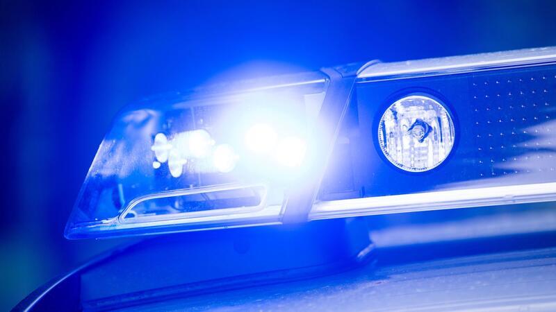 Drei Menschen verletzten sich bei den Unfällen. (Symbolbild)