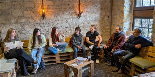 Drei Tage lang erarbeiten die Jugendlichen erste Inhalte ihres Films.