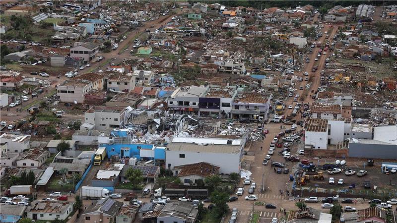 Drohnenaufnahmen zeigten ganze Stadtteile in Trümmern. (Handout)