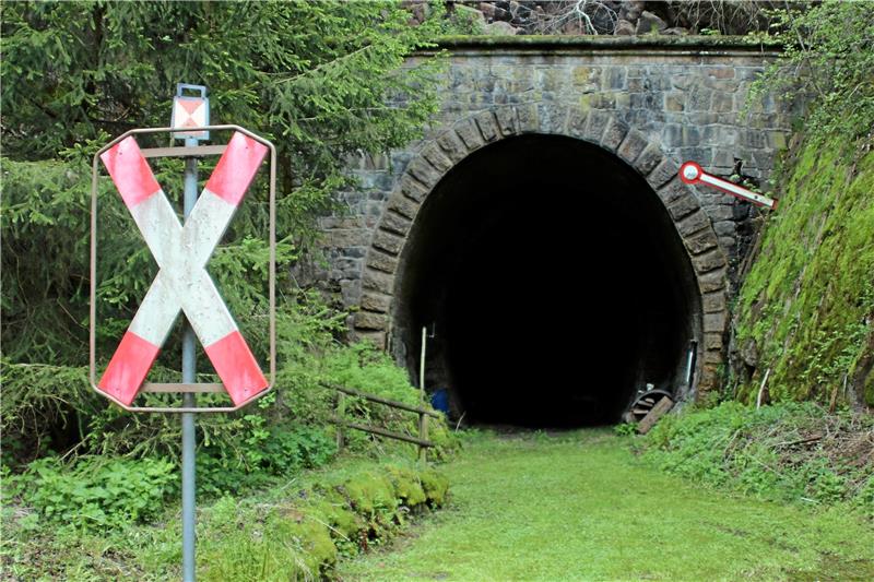 Durch den Wildemanner Gallenberg verläuft ein 278 Meter langer Tunnel.