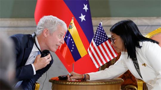 Durch die Öldeals erwartet US-Energieminister Chris Wright nach eigener Aussage Frieden, Freiheit und Wohlstand für Venezuela.