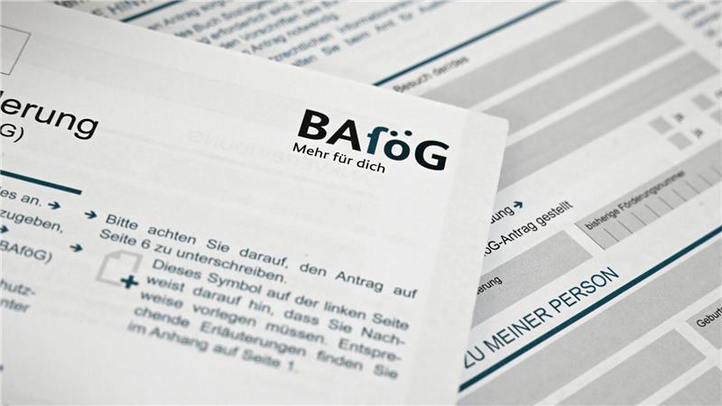 Bafög-Zahl sinkt auf niedrigsten Wert seit 2000 Durchschnittlich 635 Euro erhielten die Geförderten pro Monat im vergangenen Jahr. (Symbolbild)