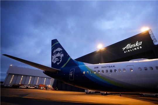Dutzende Maschinen des Typs Boeing 737-9 Max mussten nach einem Zwischenfall am Boden bleiben.