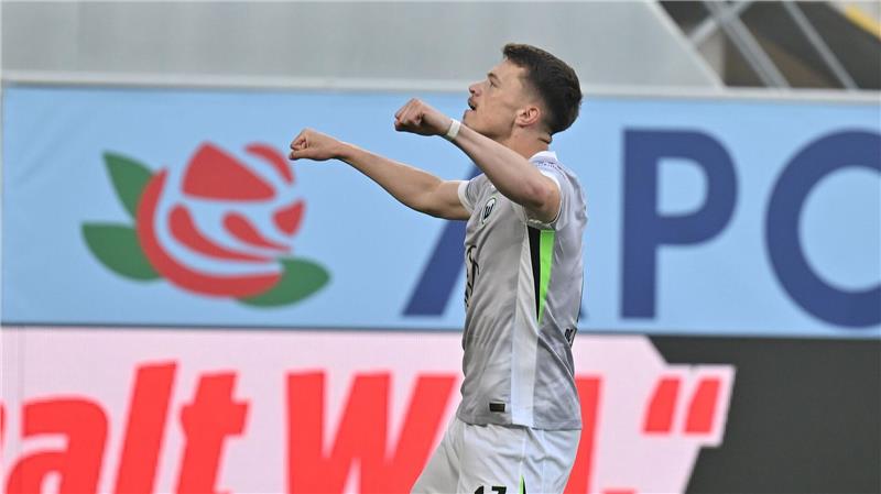 Dzenan Pejcinovic brachte Wolfsburg früh in Führung.