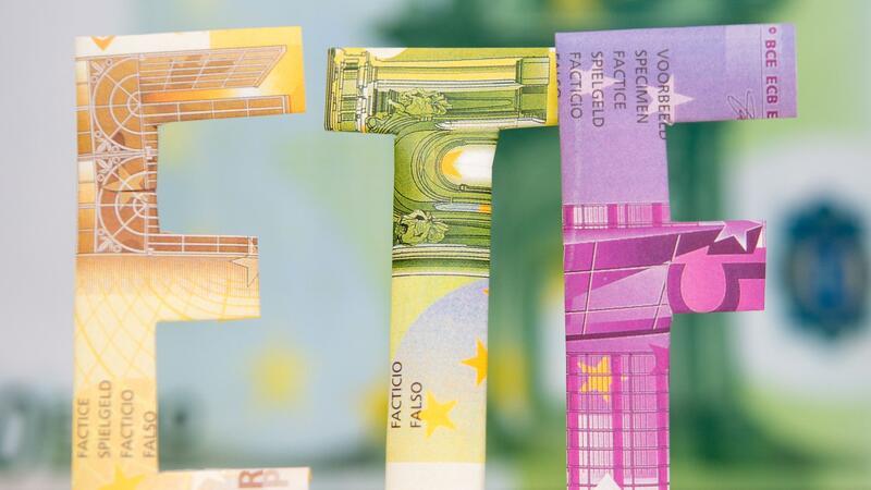 11 Fehler, die Sie an der Börse vermeiden sollten ETF sind eine günstige Möglichkeit, um breit gestreut in den Aktienmarkt zu investieren.