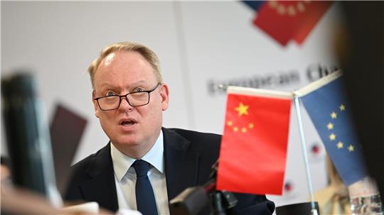 EU-Handelskammerpräsident Eskelund kritisierte den Antragsprozess den Export seltener Erden. (Archivbild) 