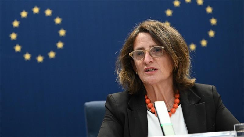 Software-Support auch extern - SAP wendet EU-Strafe ab EU-Kommissarin Ribera vermutete Marktmissbrauch.