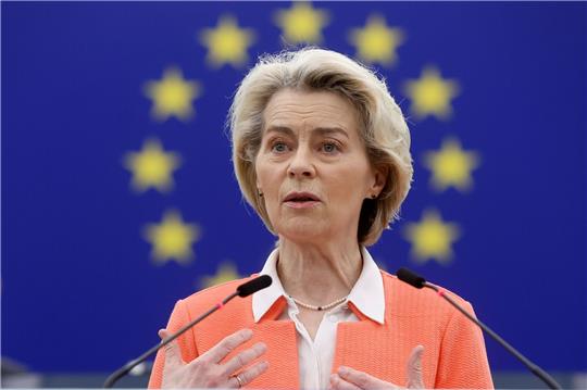 EU-Kommissionspräsidentin Ursula von der Leyen warnt, dass Hilfe allein die Krise im Gazastreifen nicht lösen wird.