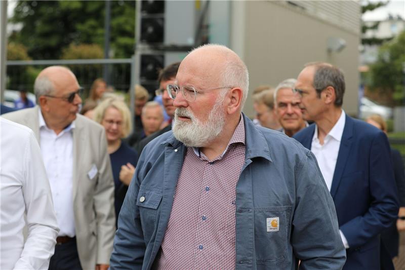 Niederländischer EU-Vize will Ministerpräsident werden EU-Kommissionsvize Frans Timmermans (M) möchte zurück in die nationale Politik.