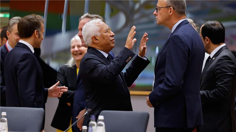 Merz irritiert bei EU-Gipfel mit Äußerung zu Mercosur-Deal EU-Ratspräsident Costa muss beim Gipfel eine Äußerung des Kanzlers zurechtrücken.