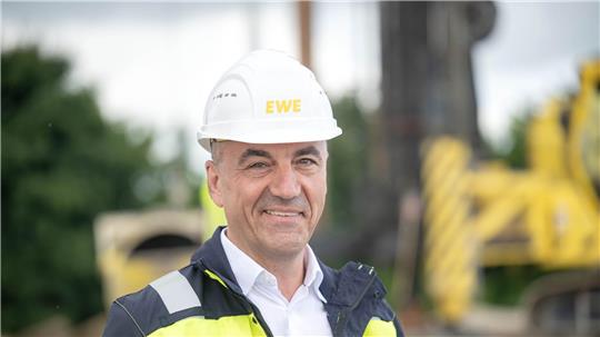 EWE-Chef Dohler hält eine Aufsplitterung Deutschlands in Strompreiszonen nicht für den richtigen Weg. (Archivbild) 