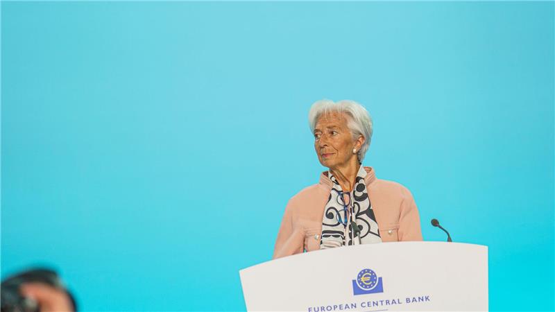 Sorge vor Trumps Zöllen: EZB senkt Leitzins auf 2,25 Prozent EZB-Präsidentin Christine Lagarde sieht viel Unsicherheit weltweit