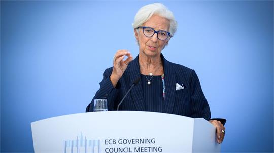 EZB-Präsidentin Lagarde rechnet mit weiter steigender Inflation bis Ende 2026.