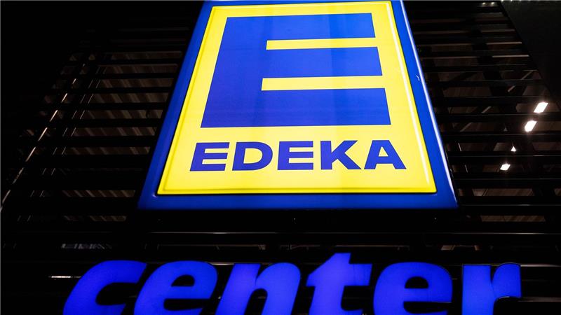 Pepsi bald wieder in Edeka-Regalen Edeka und der US-Getränkeriese PepsiCo haben sich nach jahrelangem Streit geeinigt. (Archivbild)