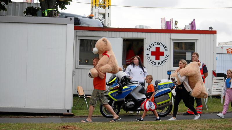 Ehrenamtliche Kräfte des DRK helfen beim Schützenfest in Goslar. Foto: Epping
