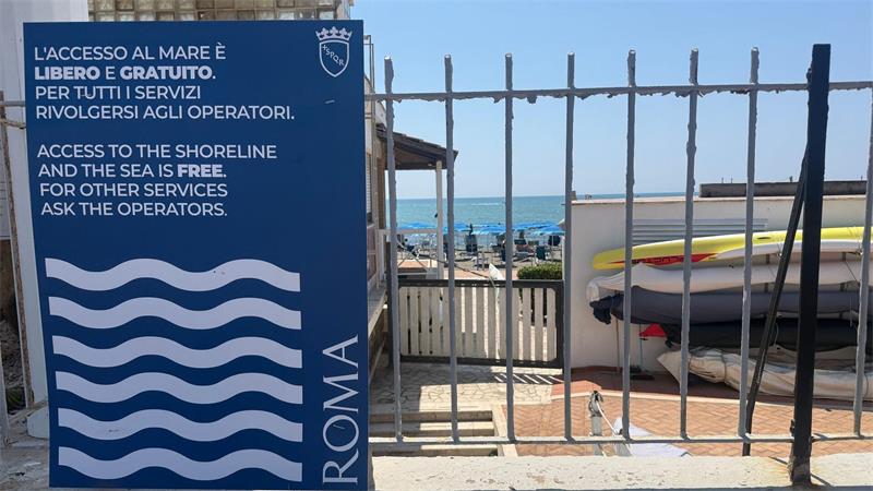 Meer für alle - Haben Italiens Strandbäder noch Zukunft? Eigentlich gehört der Strand auch in Italien dem Staat - also allen.