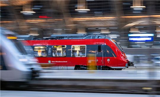 Eigentlich sollte der Ausstand sowohl im Personen- als auch im Güterverkehr bis heute Abend, 18.00 Uhr, andauern.