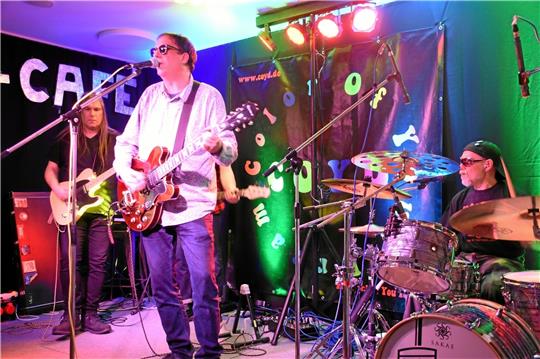 Eigentlich sollte die Band Colour of your Dream heute auf dem Kulturmarktplatz auftreten – doch das Wetter spielt nicht mit. Archivfoto: Kempfer