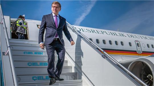 Eigentlich wollte Außenminister Johann Wadephul (CDU) in den nächsten Tagen China besuchen. Nun wird die Visite kurzfristig verschoben. (Archivbild)