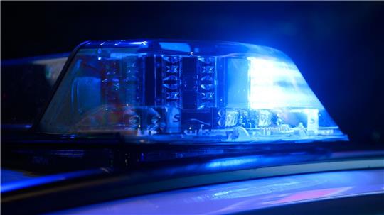 Ein 15 Jahre alter Autofahrer wurde von der Polizei gestoppt. (Symbolbild)