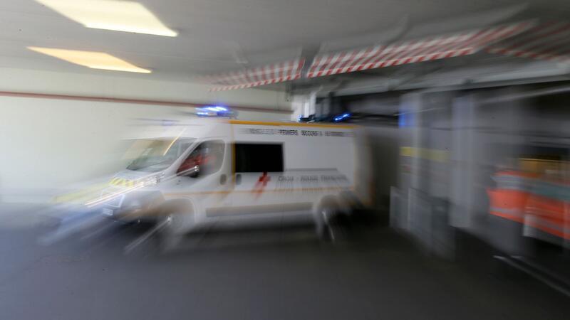 Vater vergisst 16-monatigen Sohn im Elsass im Auto - tot Ein 16 Monate altes Kleinkind ist in Frankreich in einem Auto auf einem Firmenparkplatz gestorben. (Symbolbild)