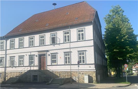 Ein 30-Jähriger aus Göttingen muss sich vor dem Amtsgericht in Clausthal wegen versuchter Hehlerei mit Diebesgut verantworten.