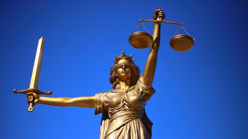 Ein 40-Jähriger wird vor dem Amtsgericht in Clausthal-Zellerfeld freigesprochen, das Gericht sieht keinen falschen Offenbarungseid.