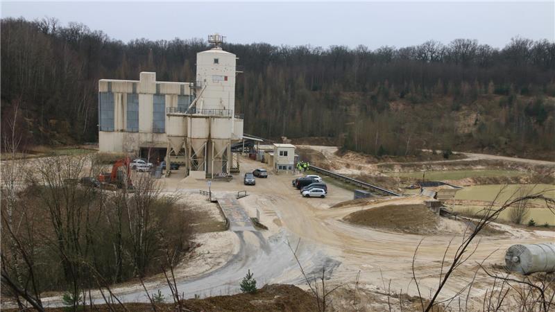 Ein Blick auf das Quarzsandwerk bei Bodenstein.