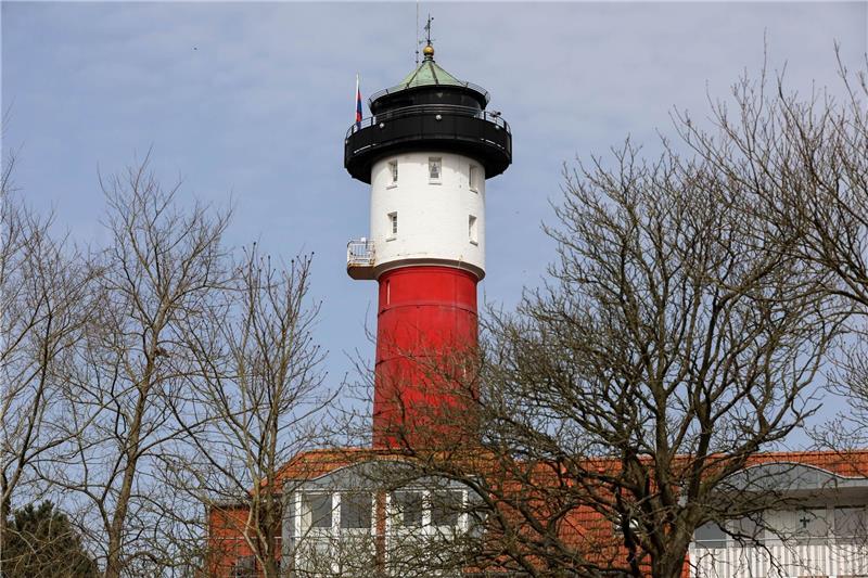 Ein Blick auf den alten Leuchtturm der Insel.